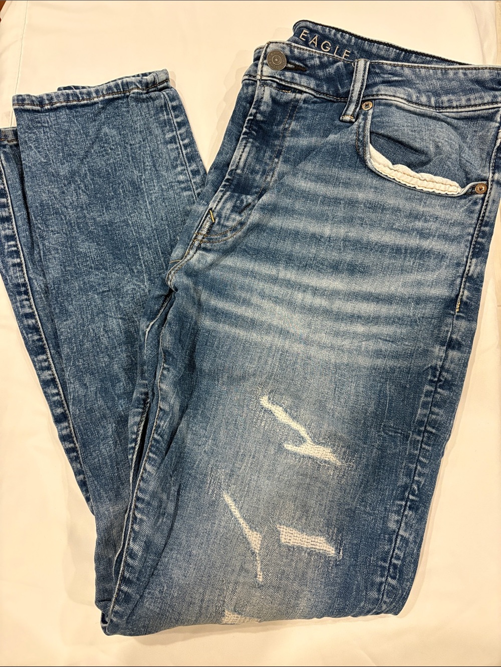 American Eagle Outfitters Light Blue Distressed Skinny Jeans